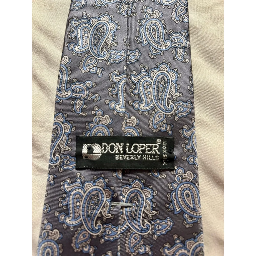 Don Loper Beverly Hills 100% Silk Tie Paisley